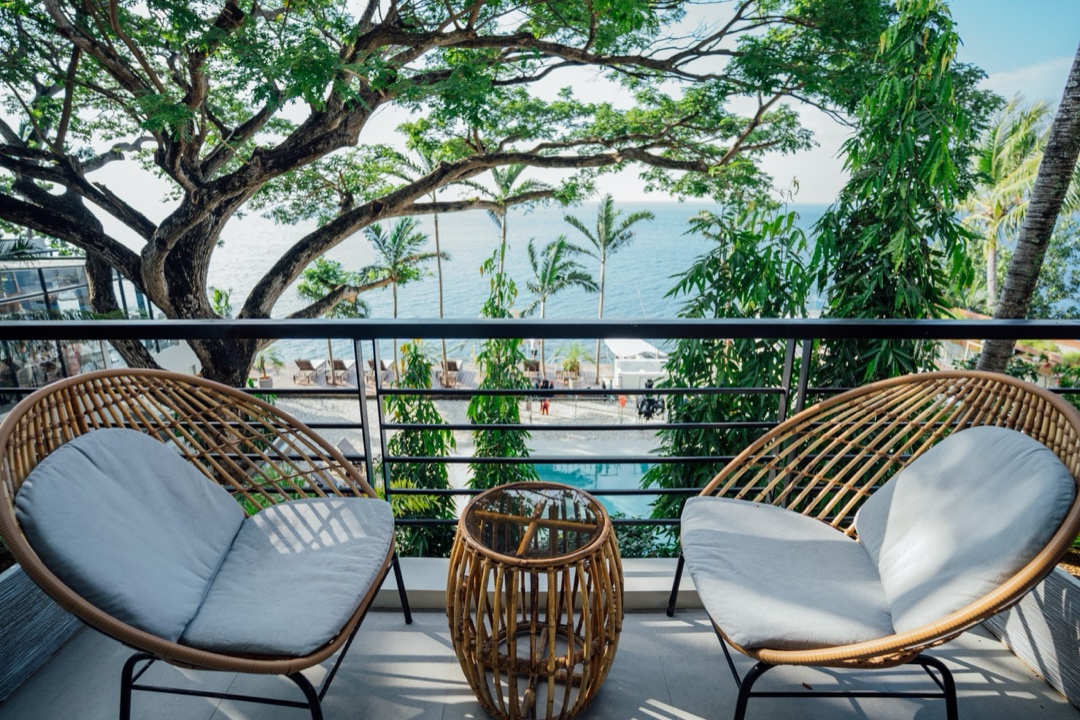 Solitude Acacia Resort 海景公共区域