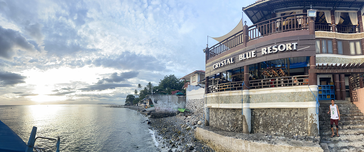 Crystal Blue Resort 海边公共区域